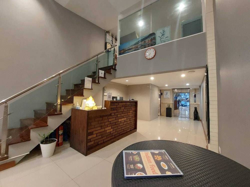 V Check inn Sukhumvit 22 2