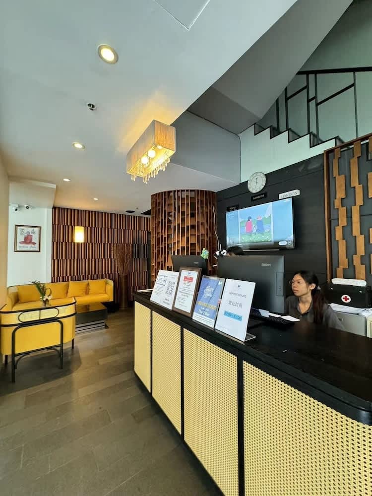 Metacity Bangkok 2