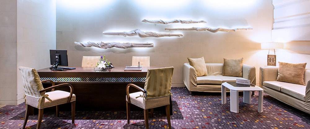 Furama Silom Hotel 2