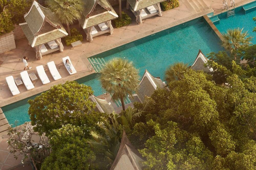 The Peninsula Bangkok 1
