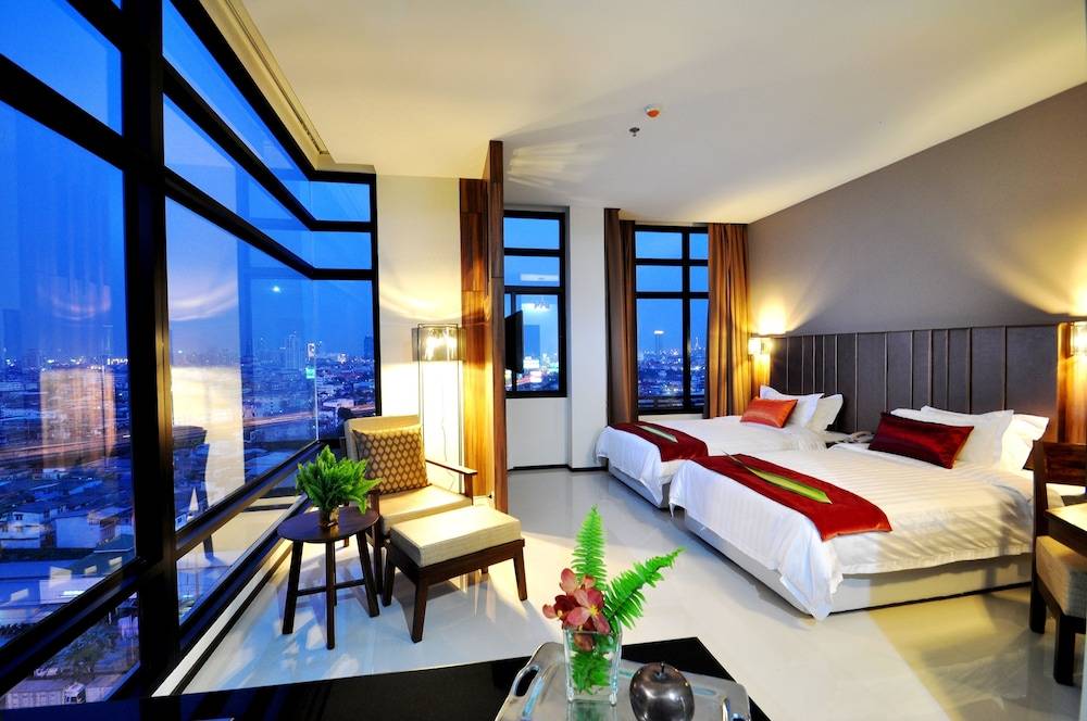 Grand Howard Hotel Bangkok 1