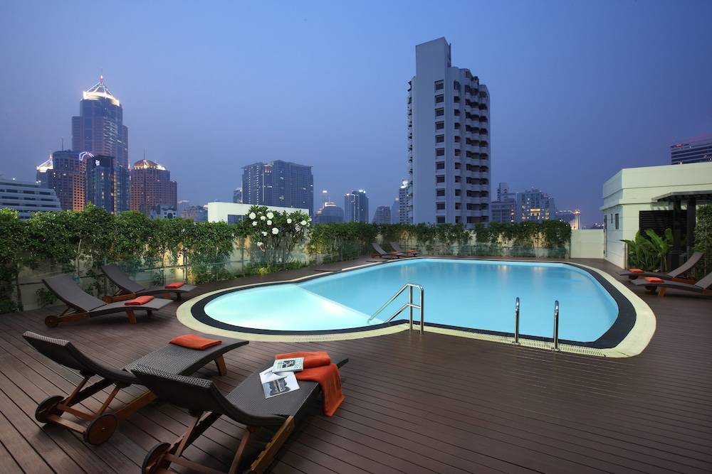 Lohas Residences Sukhumvit 2 1