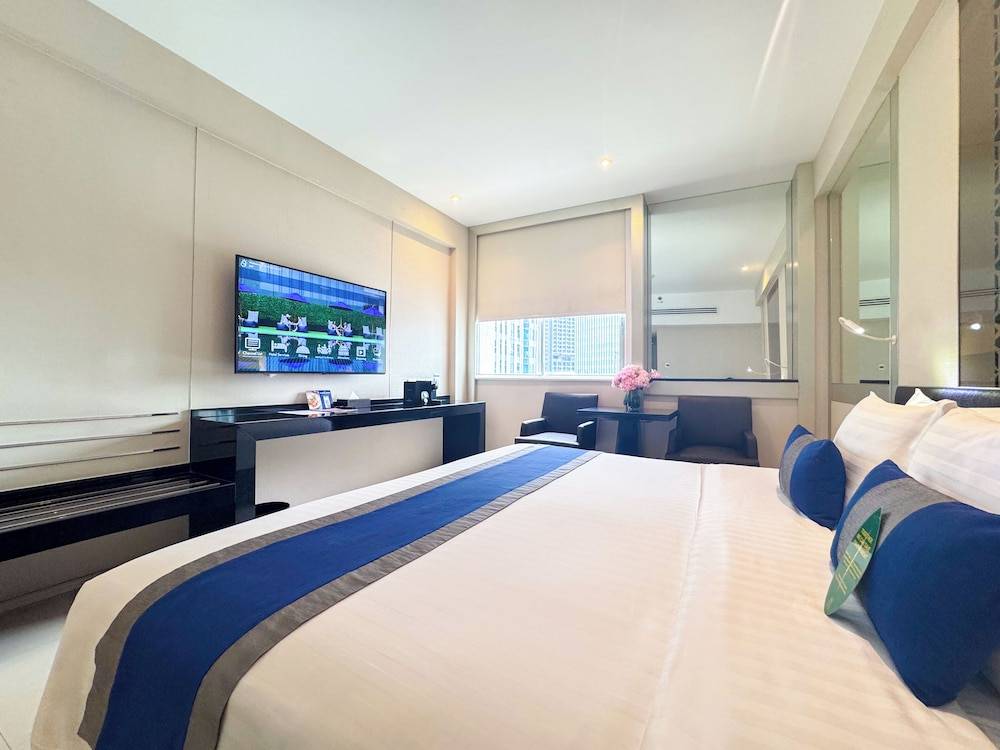 Mandarin Hotel Managed by Centre Point 1