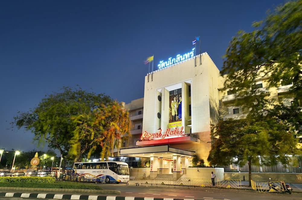 Royal Rattanakosin Hotel - Near Grand Palace & Khaosan Road 1