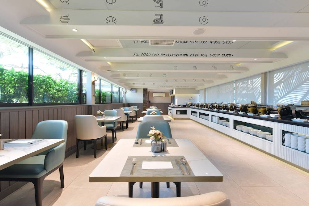 Centre Point Plus Hotel Pratunam 1