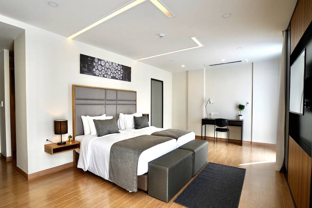 Canalis Suvarnabhumi Airport Hotel - Free Scheduled shuttle from Hotel to Suvarnabhumi Airport 1