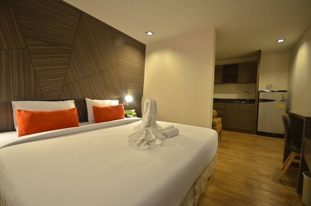 H2 Hotel 1