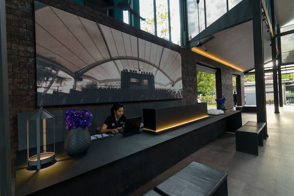 Theatre Residence 2