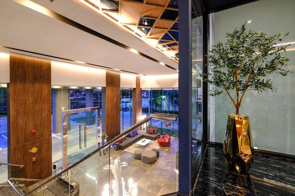 Thaya Hotel Bangkok 2