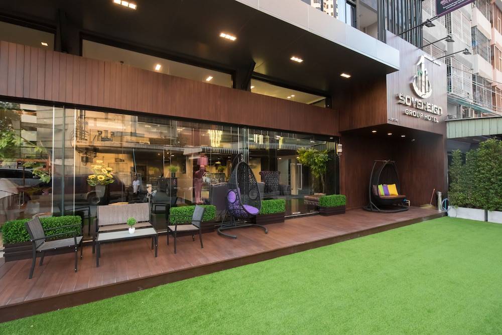Sovereign Group Hotel at Pratunam 1