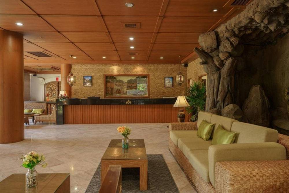 iCheck inn Thapra 2