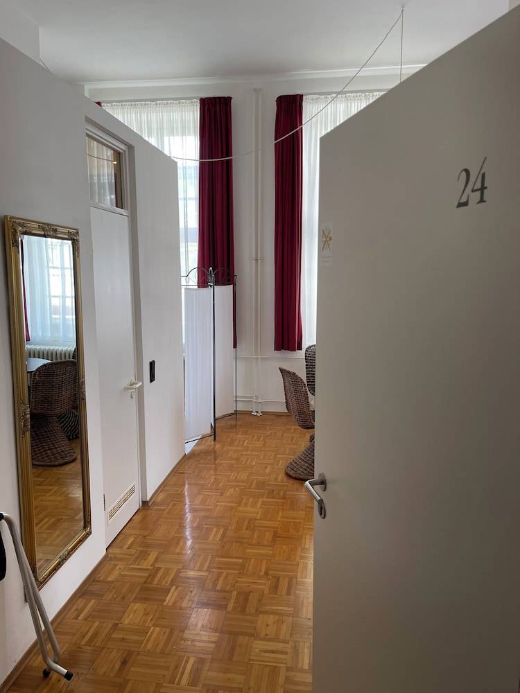 WHLIVING - Apartments & Studios in Konstanz 2