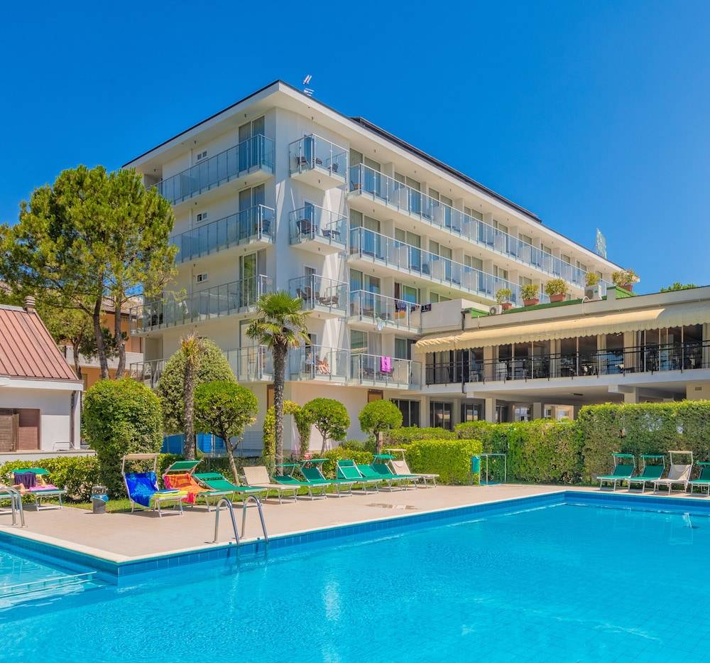 Marina Palace Hotel 4 stelle S 1