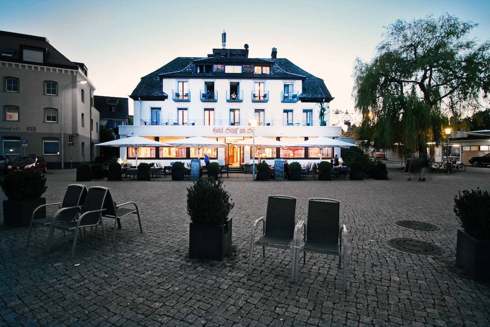 Hotel Schiff am See 1
