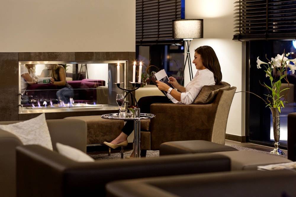 Hotel 47 2