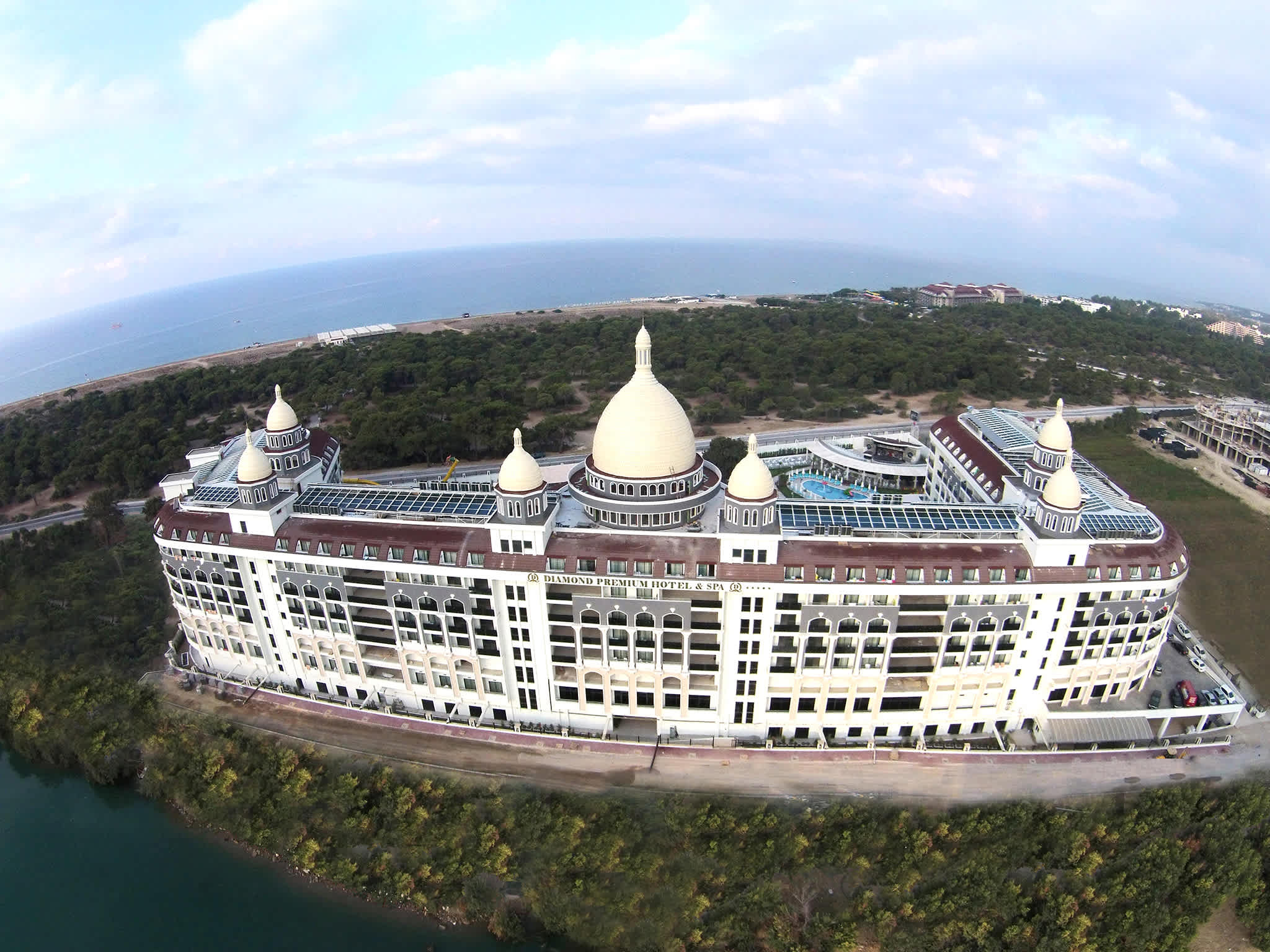 Diamond Premium Hotel & SPA 1