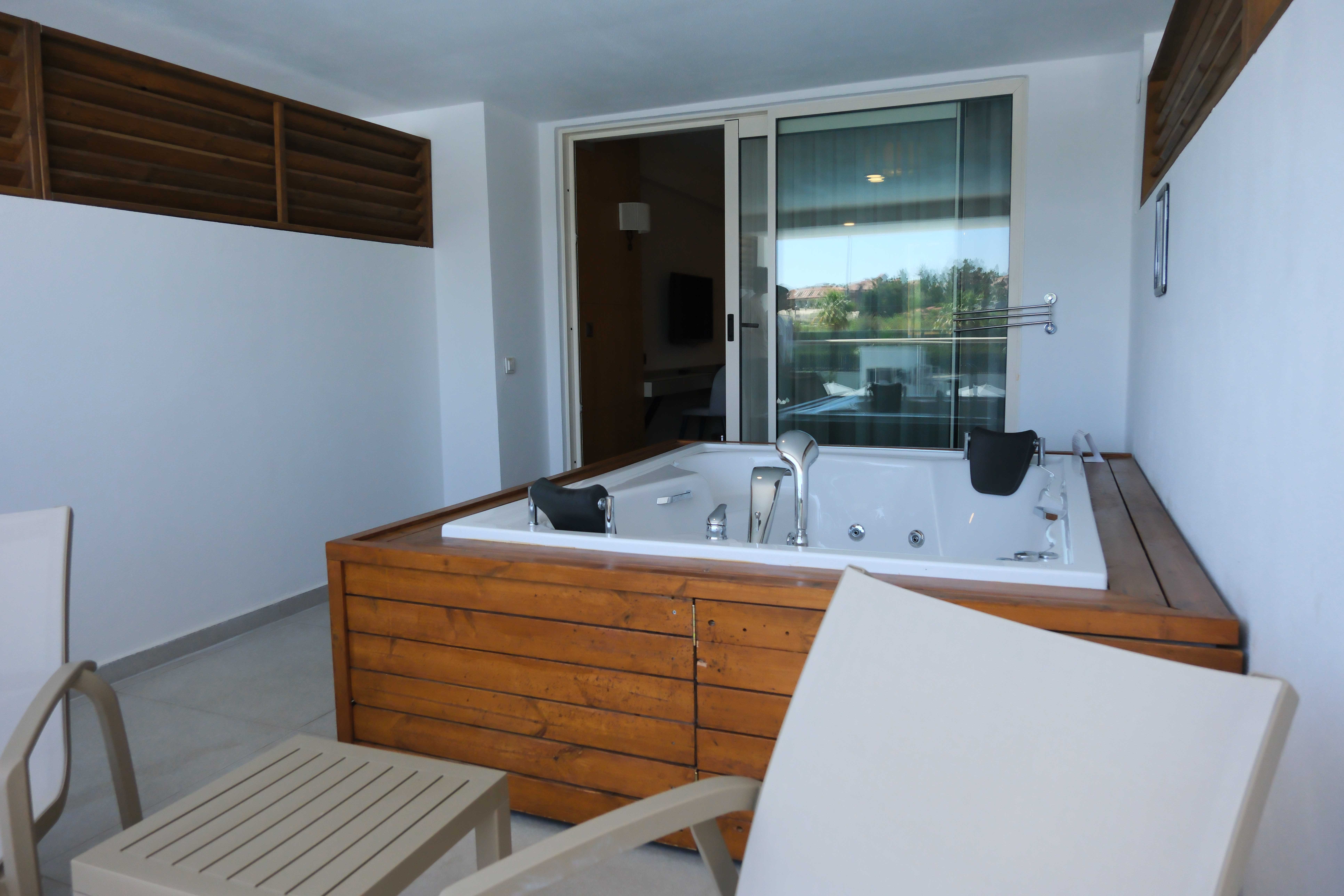Sunthalia Hotels & Resorts Ultra All Inclusive Adults Only Party Hotel 1