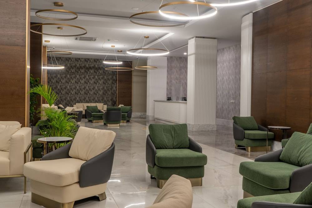 Side Square Hotel Adults Only 2
