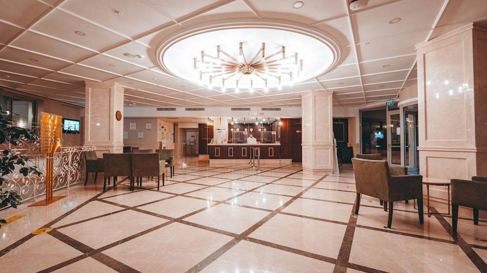 Royal Atlantis Beach 2