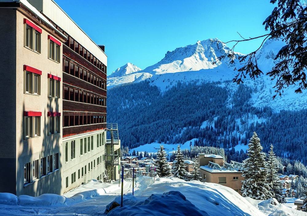 Arosa Mountain Lodge 1