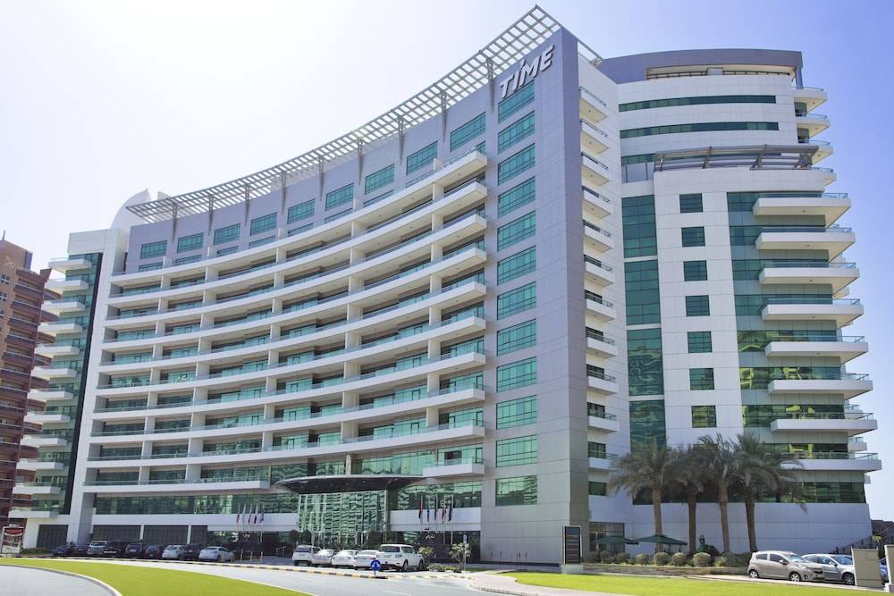 TIME Oak Hotel & Suites 1
