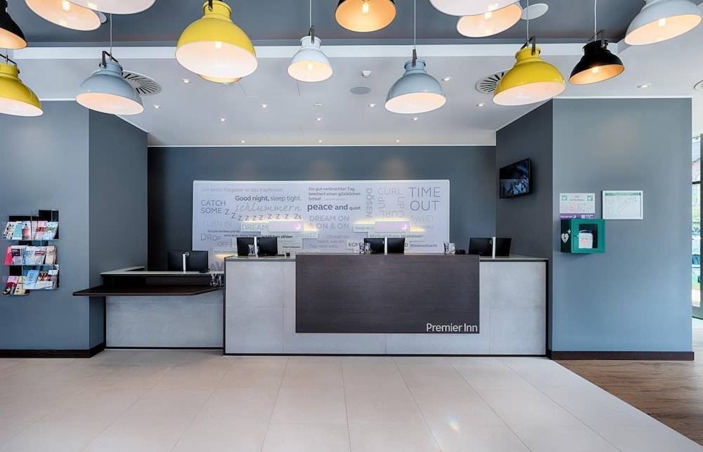 Premier Inn Lübeck City Centre 2