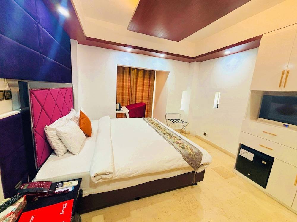 The Elite Residence Dhaka. 1
