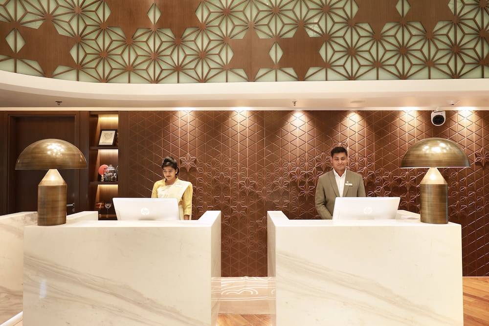 Crowne Plaza Dhaka Gulshan by IHG 2