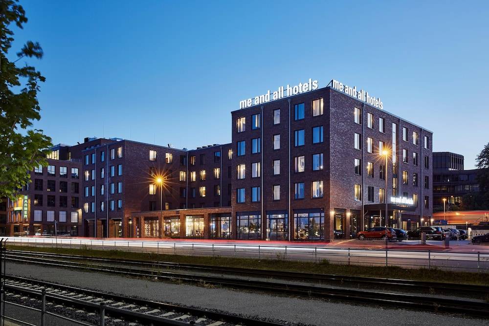 Me and All Hotel Kiel, by Hyatt 1
