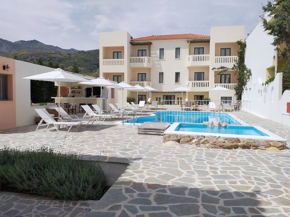 Aphrodite Samos Superior Studios & Apartments 1