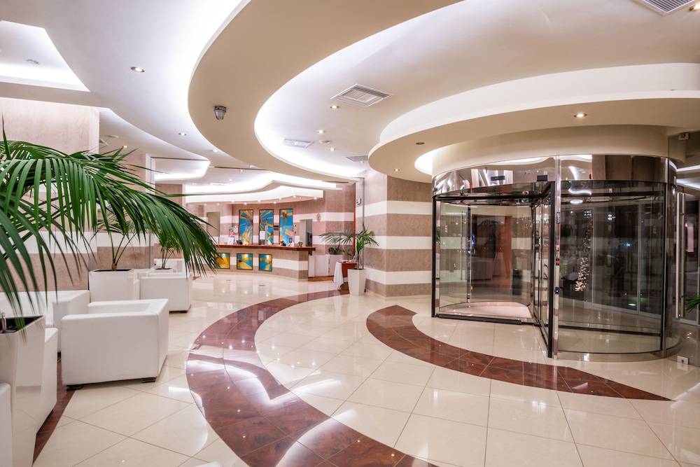 Konstantinos Palace 2