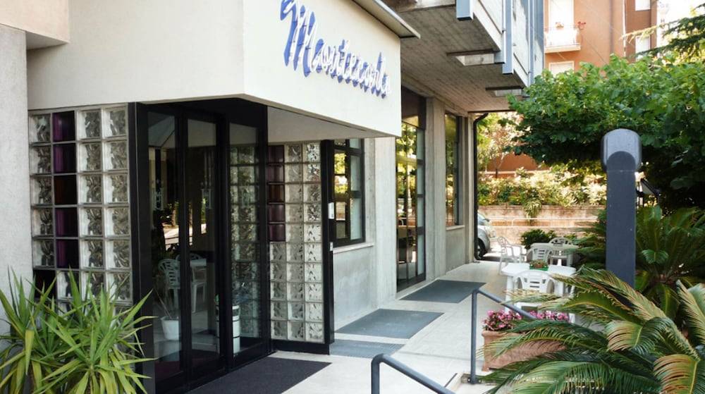 Hotel Montecarlo 1