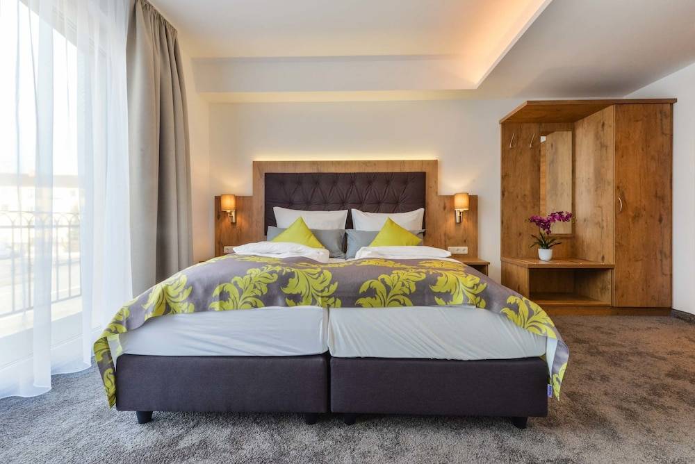 4 Sterne Hotel & Restaurant Haunstetter Hof Augsburg 1