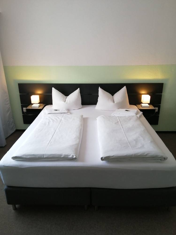 Hotel Augsburg Goldener Falke 1