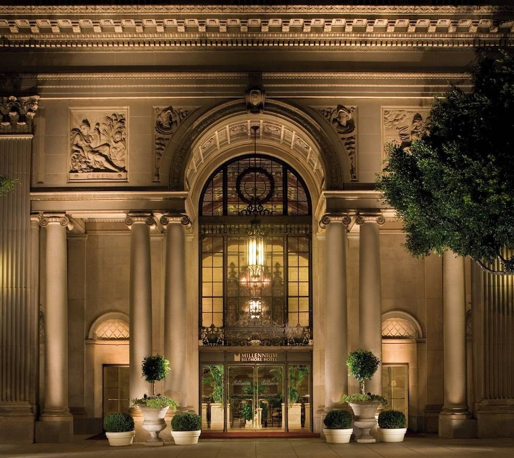 The Biltmore Los Angeles 1