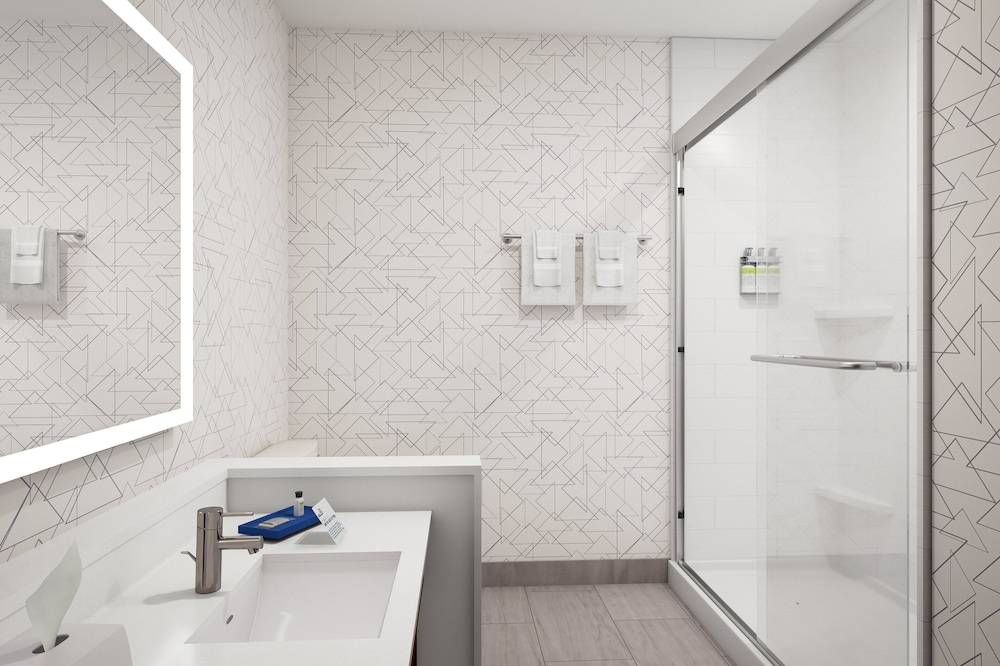 Holiday Inn Express STARKE by IHG 2