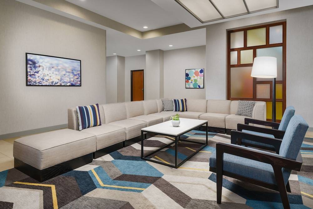 Hyatt House Fort Lauderdale Airport/Cruise Port 2
