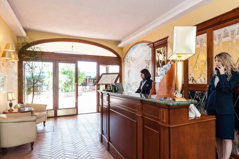 Phi Hotel Corte delle Terme 2