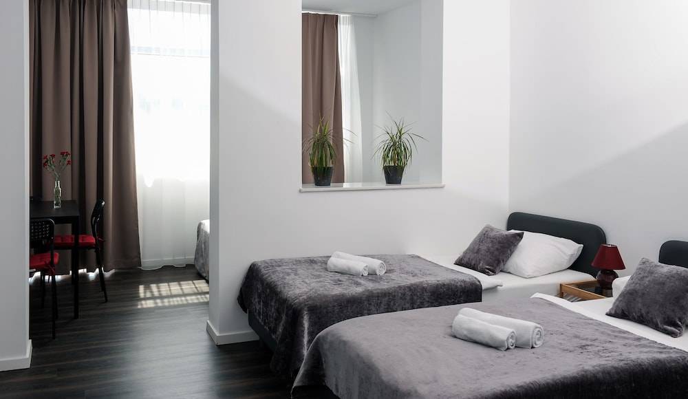 Aparthotel Lenau 1
