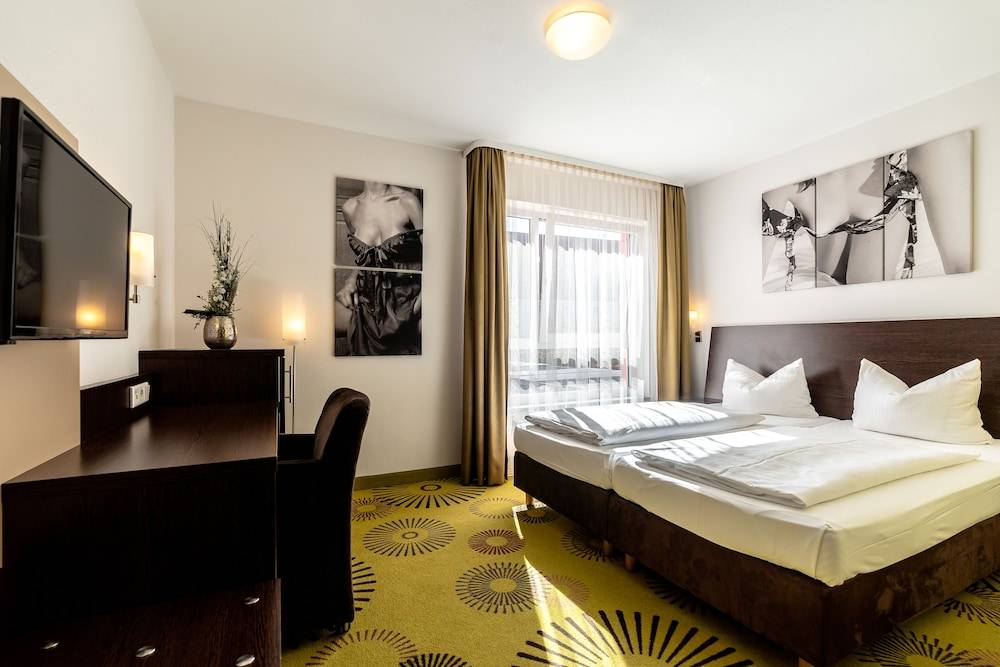 Altstadthotel Guesthouse Die Galerie 2