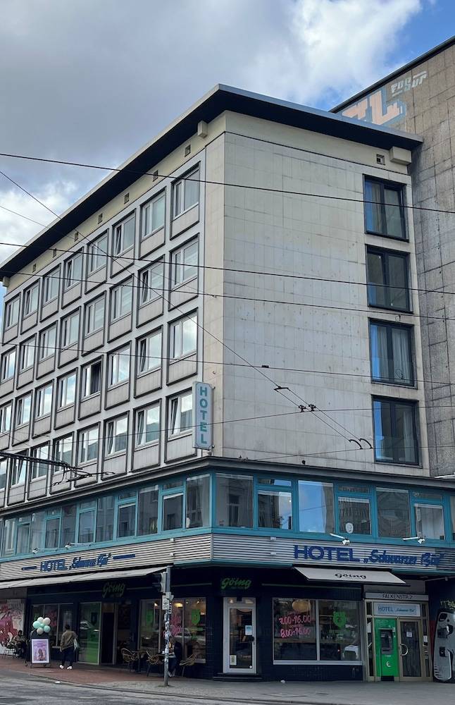 Hotel Schwarzer Bär 1