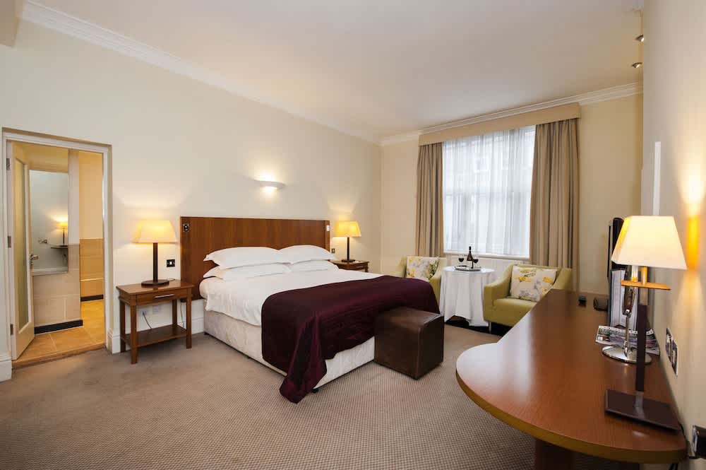 Macdonald Burlington Hotel 1
