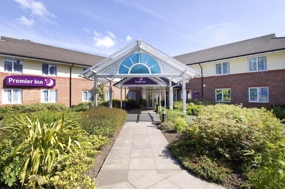 Premier Inn Birmingham Hall Green 1