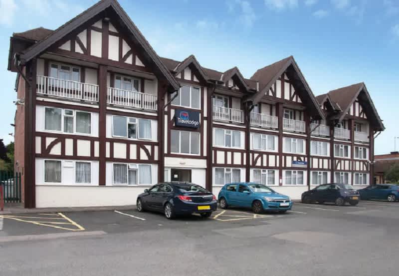 Travelodge Birmingham Sheldon 1