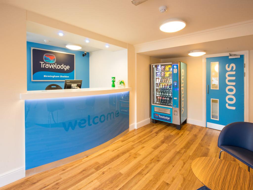 Travelodge Birmingham Sheldon 2