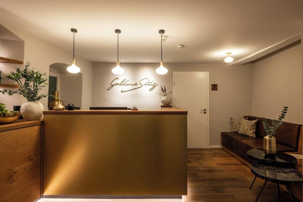 Hotel Goldene Steig 1