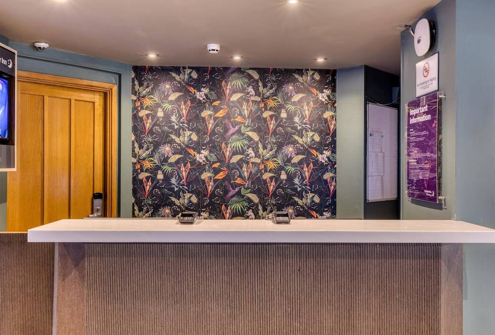 Premier Inn Birmingham City - Aston 2