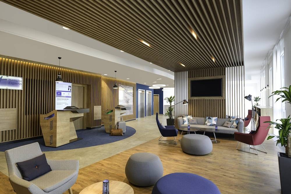 Holiday Inn Express REGENSBURG by IHG 2
