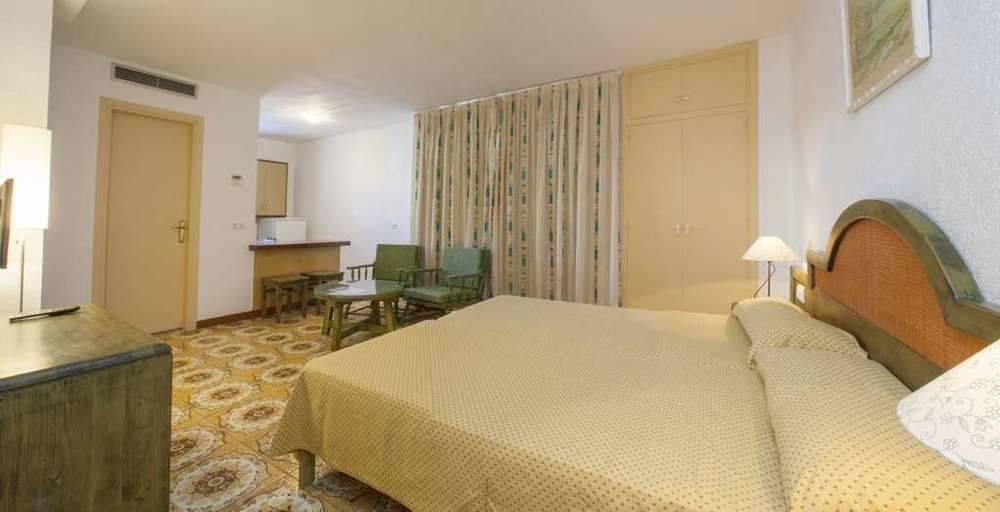 Apartamentos Bon Lloc 2