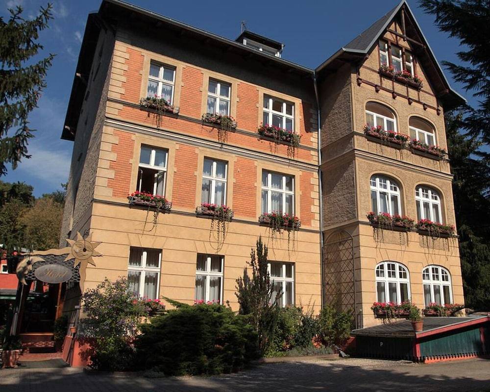 Anno 1900 Hotel Babelsberg 1